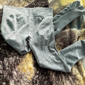 💸Tek Gear gray leggings 🤍 More leggings in my closet